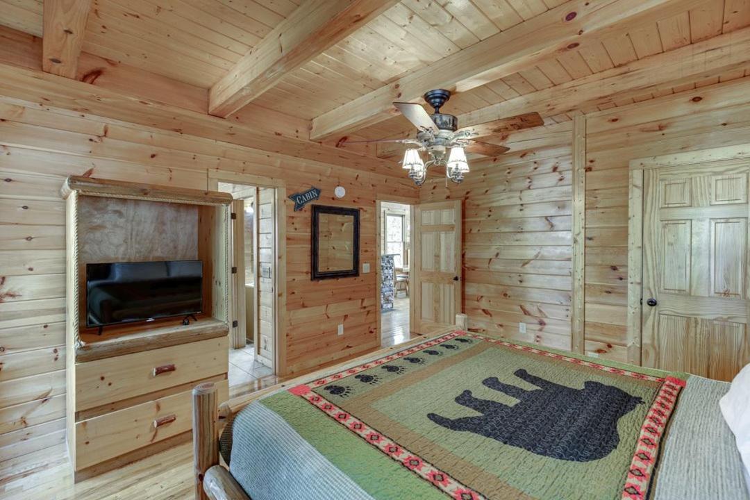 Deluxe Cabin For Groups Near Helen W Hot Tub Cornelia Eksteriør bilde